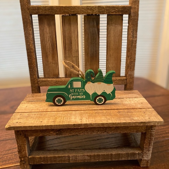 St. Patricks Day Tier Tray Decor Set Of 2, Farmhouse Gnome Truck & Shamrocks - Picture 10 of 16